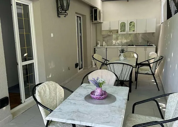 Apartman 2 Meljine